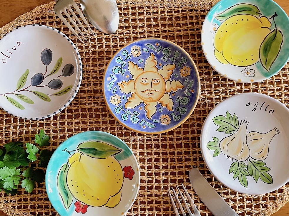 �C�^���A�̑��z�⃌������`����